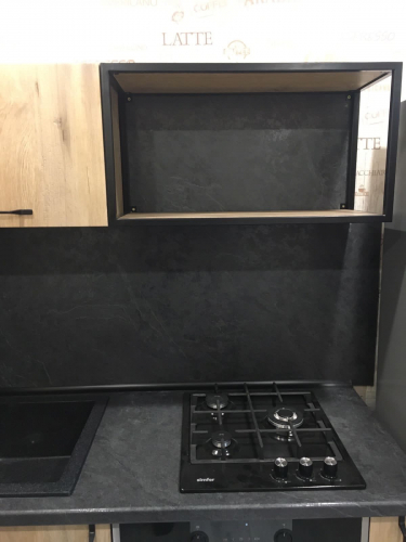 Угловая кухня в стиле лофт в черно-бежевом цвете