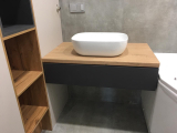Комплект мебели в ванную с тумбой и полками
