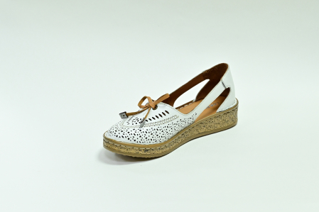 Туфли летние женские белые Lobas Shoes А. 7142-1