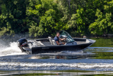 Лодка VOLZHANKA 44 Fish серый, карбон 44F 19 L324+Mercury ME F 40 ELPT