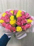 Букет из 31 розы 40 см Кения