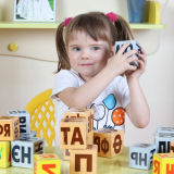 Развивающи курс для детей Читаем сами по кубикам Зайцева