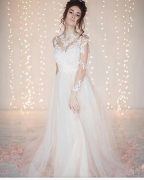 Легкое свадебное платье с длинными рукавами София